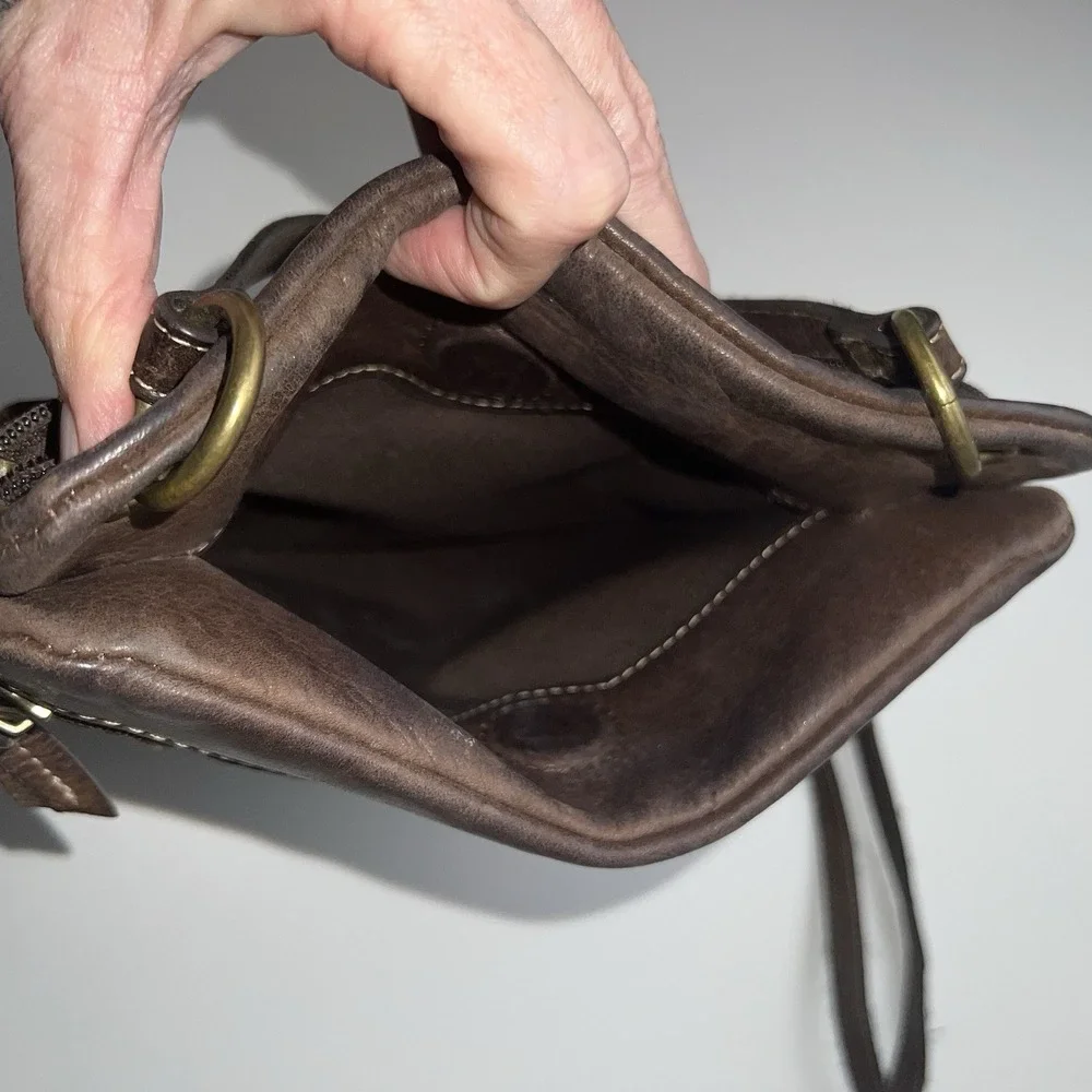 Vintage FOSSIL Brown Full Grain Soft Leather Crossbody Shoulder Bag